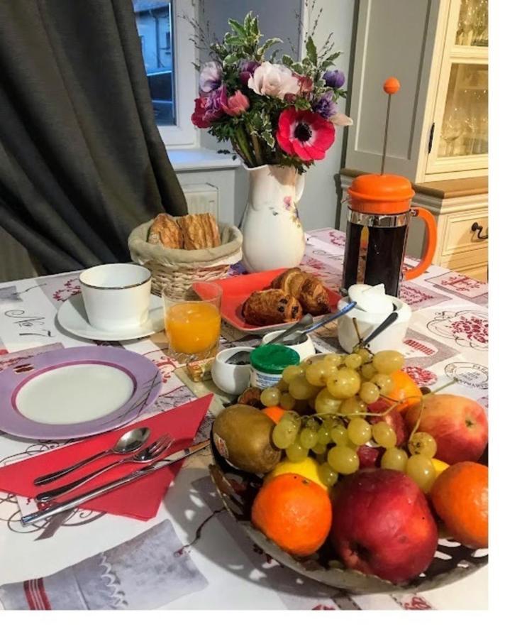 Bed and Breakfast La Tour Cachee Mortain-Bocage Екстер'єр фото