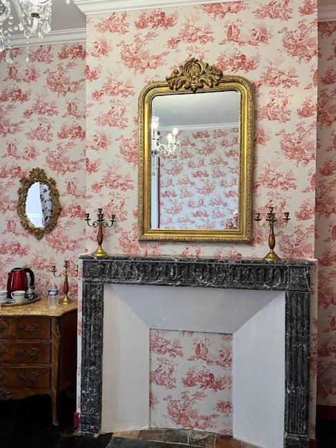 Bed and Breakfast La Tour Cachee Mortain-Bocage Екстер'єр фото